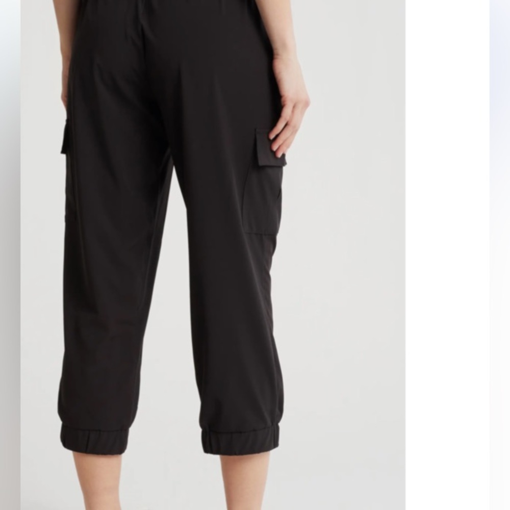 NWOT KYODAN Drawstring Waist Capri Cargo Pants Size XL Elastic/Toggle at Bottom